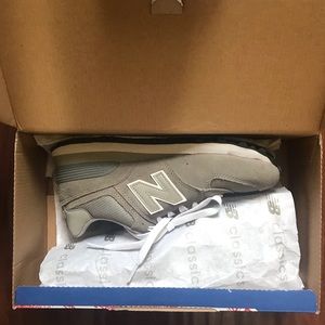 New Balance Women’s Sneakers
